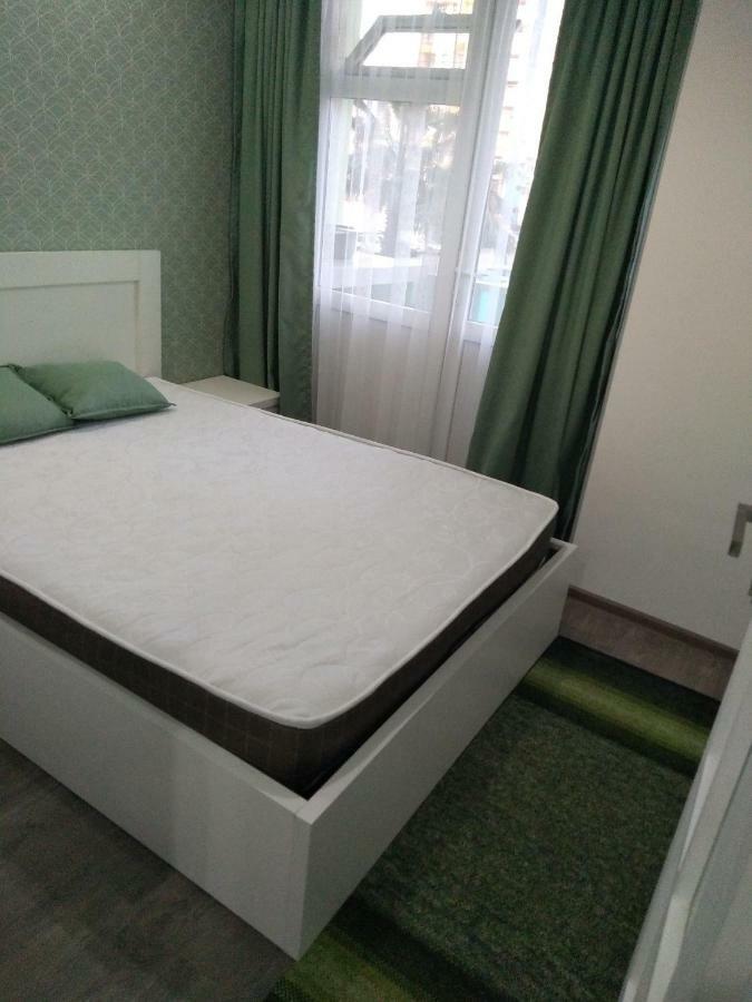 Apartment Eteri バトゥーミ エクステリア 写真