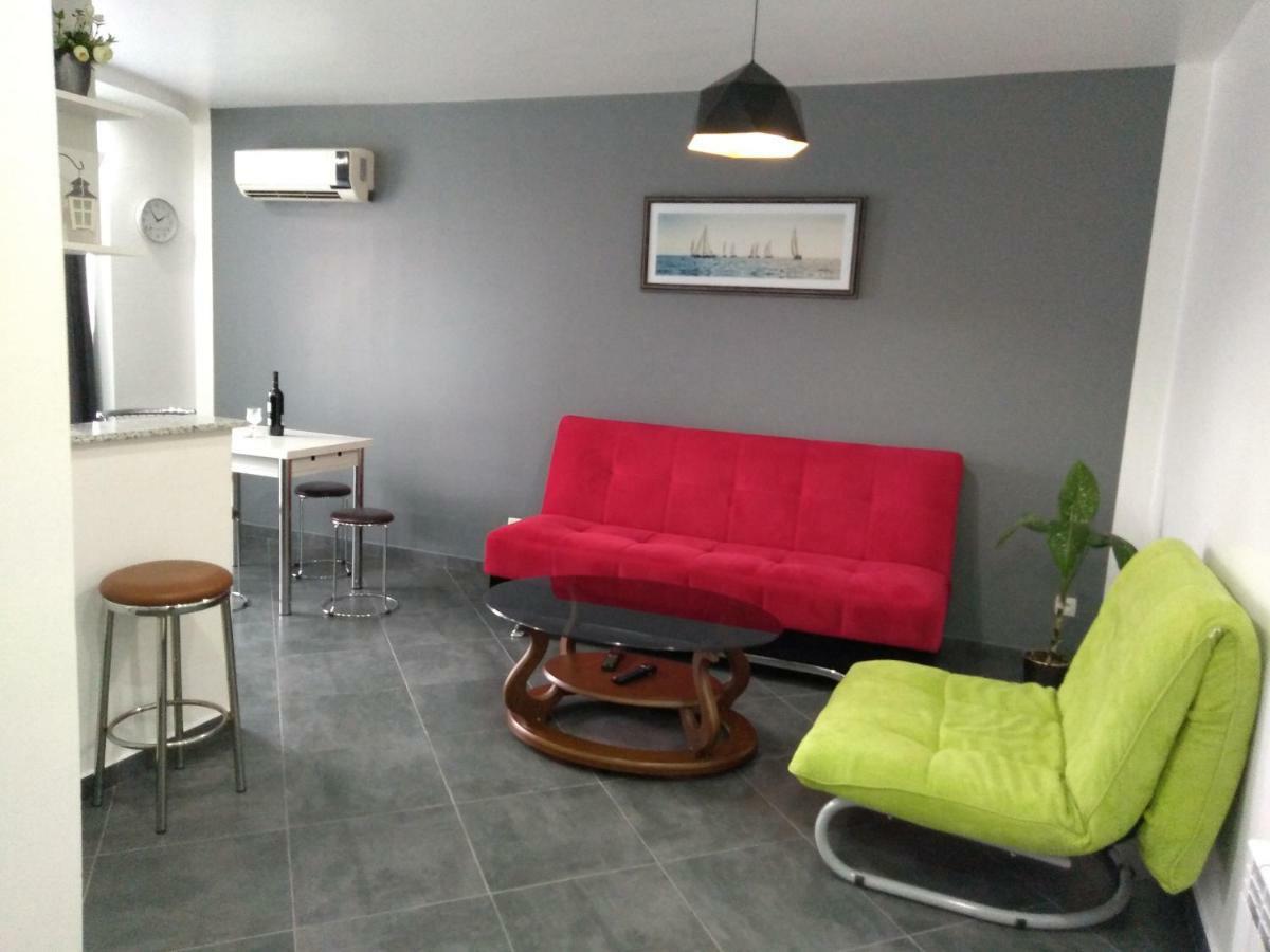 Apartment Eteri バトゥーミ エクステリア 写真