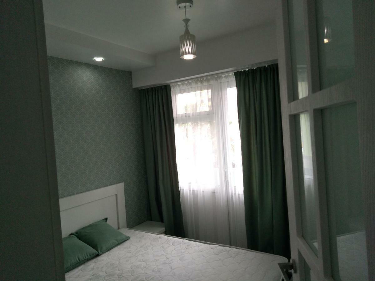Apartment Eteri バトゥーミ エクステリア 写真